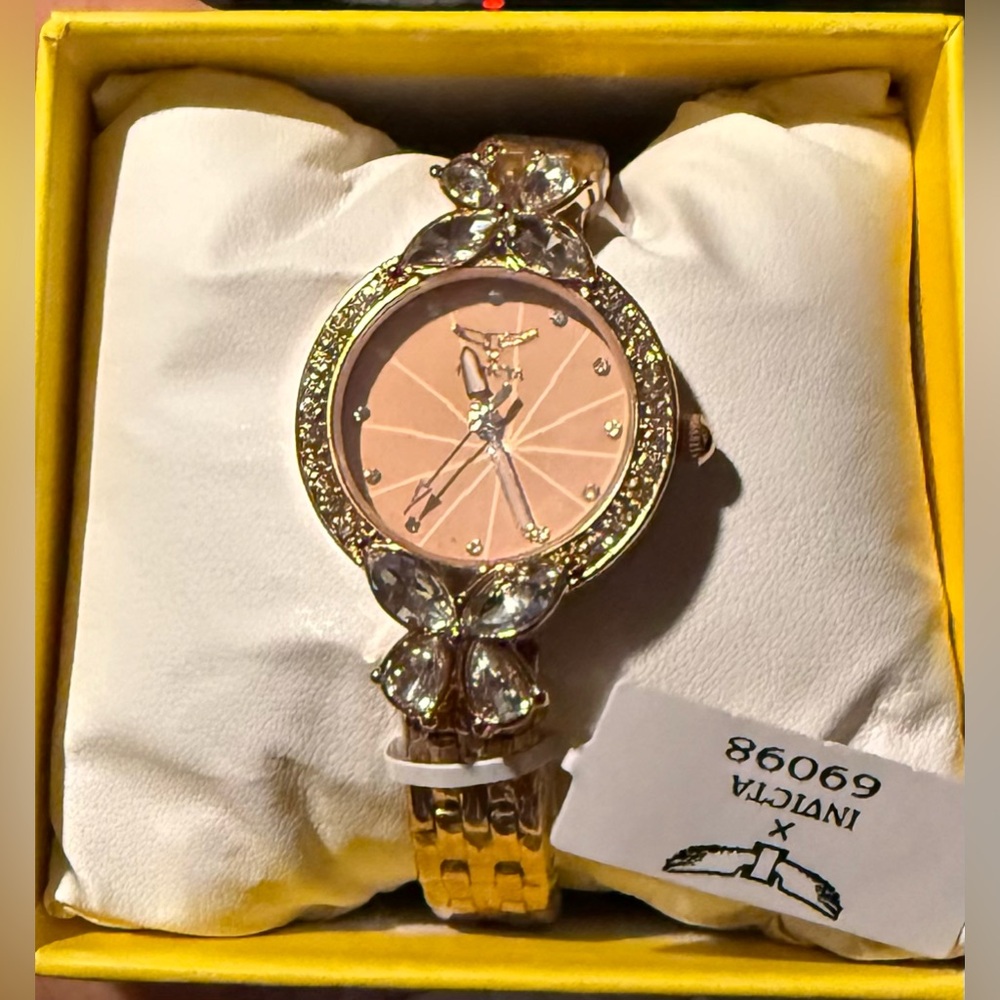 ⌚️NWT! Invicta Women’s Rose Gold 30m Watch